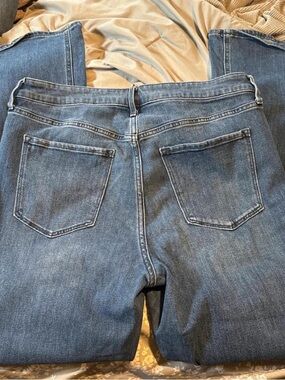 Women’s old navy  Denim Jeans - Back Pocket Detail
